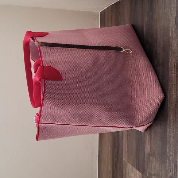 NWT Rothy's The Lightweight Tote in Poppy - Picture 14 of 14